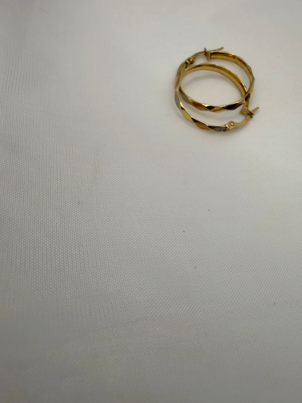 14K Gold Twisted Hoop Earrings – Diamond Cut – Women’s Earrings