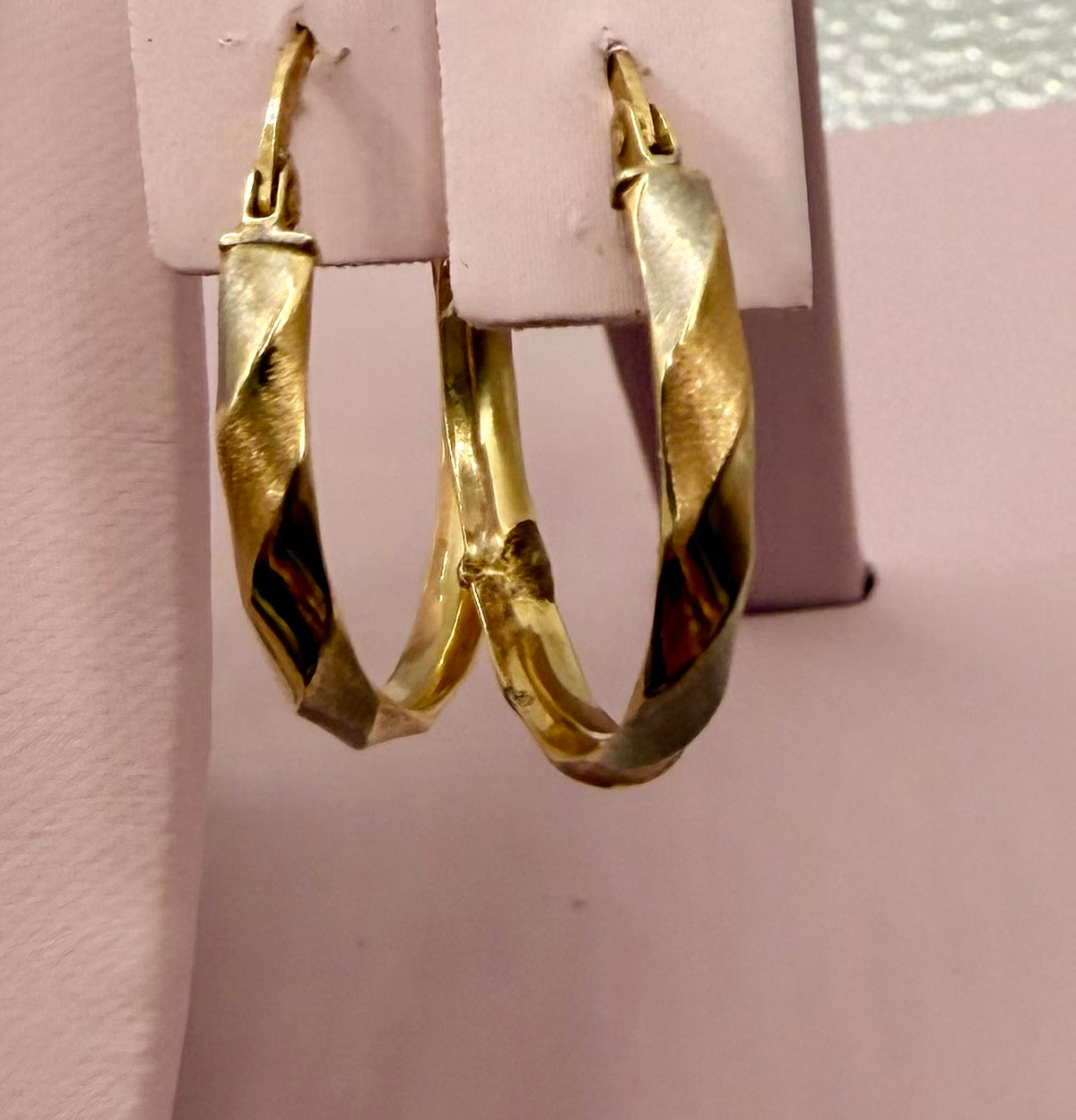 14K Gold Twisted Hoop Earrings – Diamond Cut – Women’s Earrings