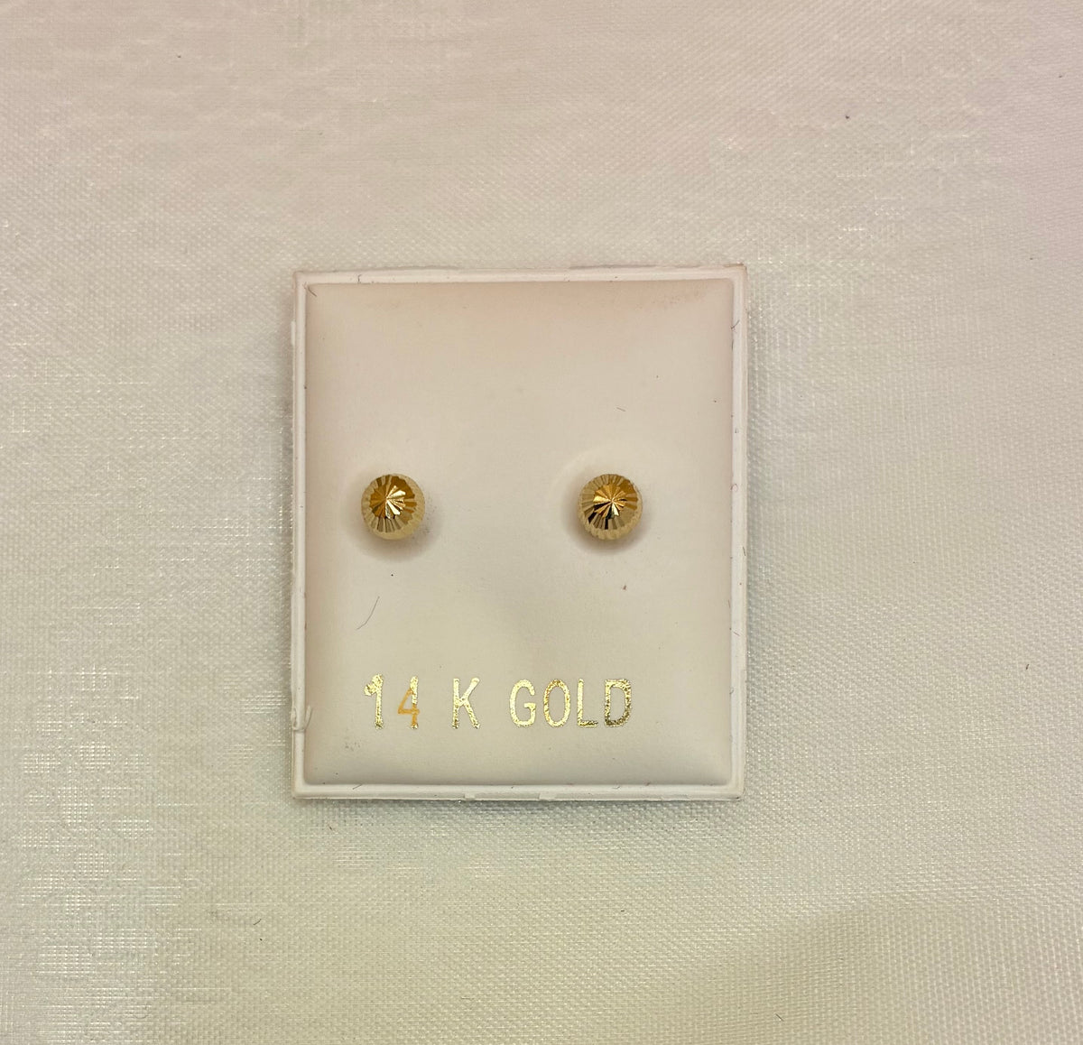 14K GOLD - STUD EARRINGS